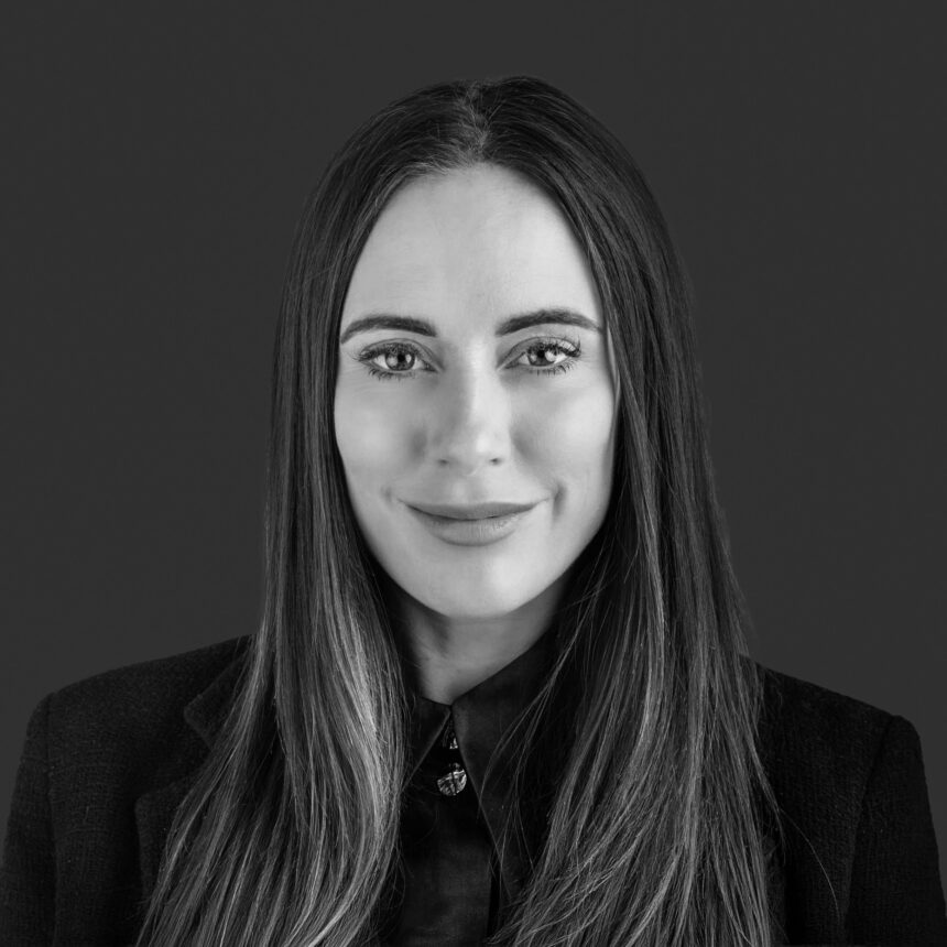 Beth Mantel - Reeds Solicitors - Dark